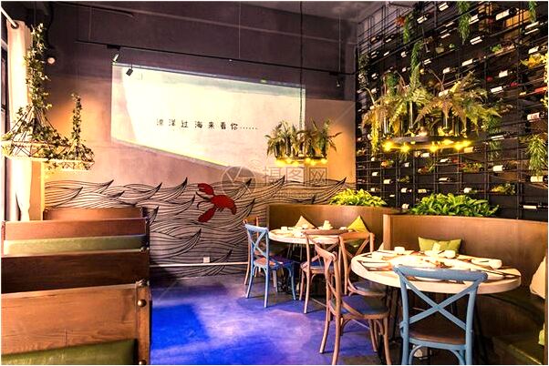 夢到自己踢破了足球預兆了什麼嗎_周公解夢官網