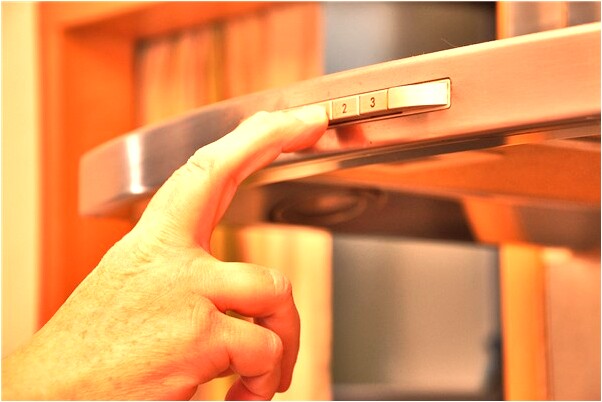 夢見我給爸爸錢是什麼預兆_周公解夢官網