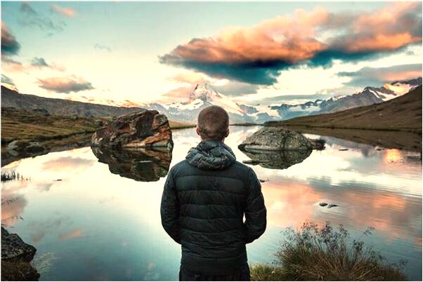 夢見朋友住豪宅是什麼啟示_周公解夢官網