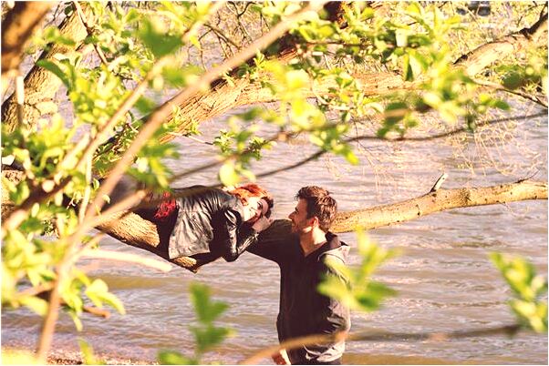 夢見小孩子掉在水缸會怎么樣_周公解夢官網