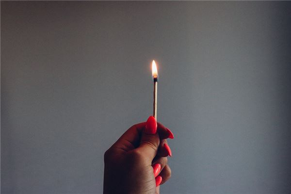 夢見劃火柴預示什麼_周公解夢