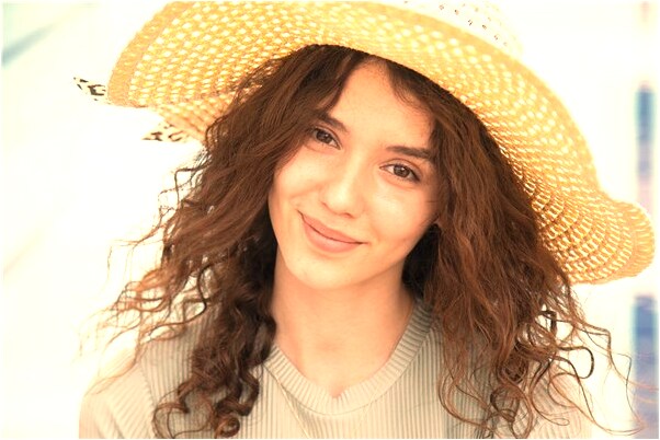 夢到了老公和別人好我哭預示著什麼_周公解夢官網