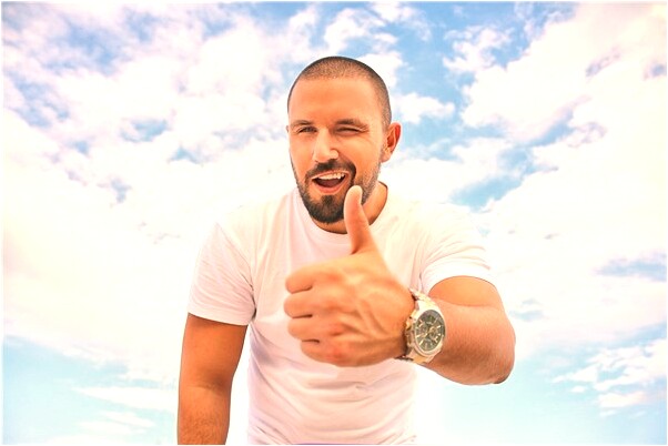 夢到姐姐主動借錢給我是什麼預兆_周公解夢官網