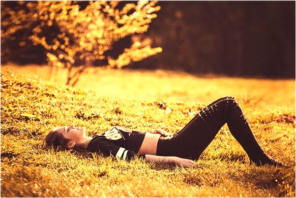 夢到一隻大白兔子跑我家了預示著什麼_周公解夢官網