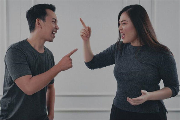 夢見老婆和別人吵架是好的徵兆嗎_周公解夢