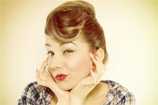 夢見自己整容是什麼意思_周公解夢