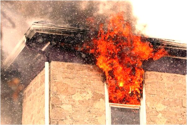 夢見別人的手沾有大便什麼預兆_周公解夢官網