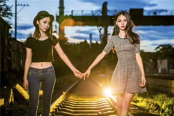 夢到女朋友閨蜜是什麼預兆？_周公解夢