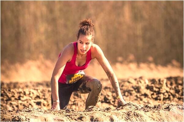 夢見撐傘在雨中走代表著什麼_周公解夢官網
