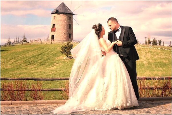 夢到了自己打土圍牆是什麼意思？_周公解夢官網