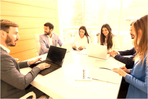 夢到陽光草地和可愛的小鹿是什麼兆頭_周公解夢官網