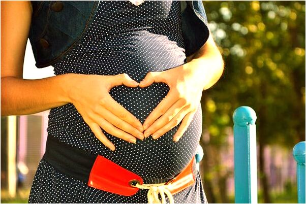 夢到小蟒蛇玩弄在地是什麼預兆_周公解夢官網