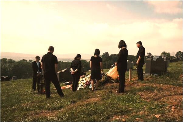 夢見別人鑲了金牙什麼預兆_周公解夢官網