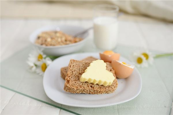 夢見餵小孩飯是啥意思_周公解夢