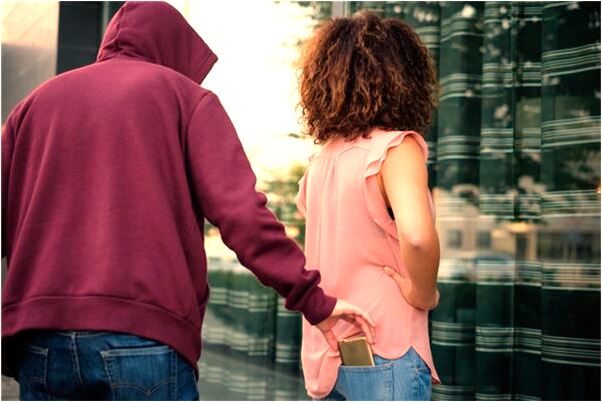 夢到車子被扣是咋回事_周公解夢官網