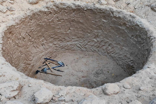 夢到挖土填坑是凶兆還是吉兆_周公解夢