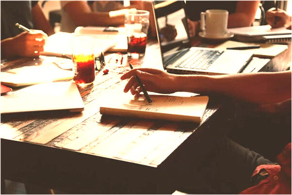 夢到了自己一絲不掛出門代表著什麼?_周公解夢官網