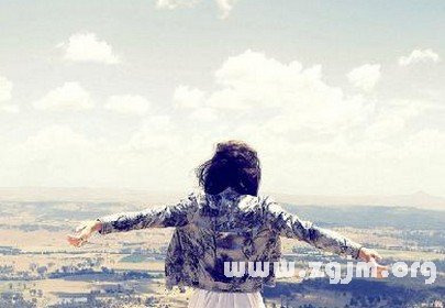 對初戀用情至深的星座_十二星座