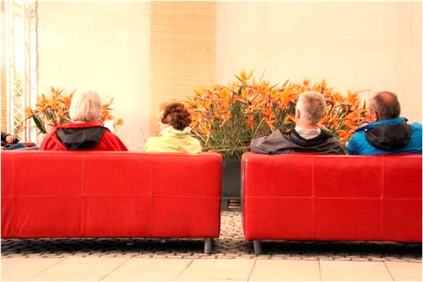 夢到摟著個帥哥什麼預兆_周公解夢官網