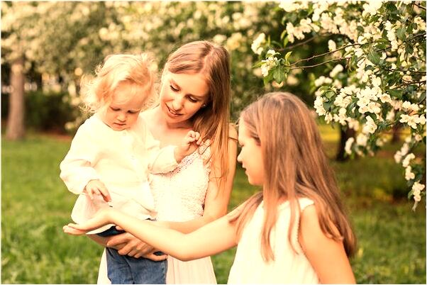 夢見海里好多魚游來游去會有什麼預兆_周公解夢官網