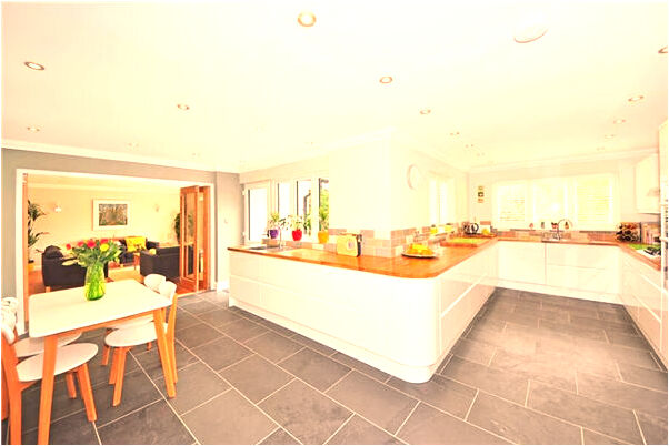 夢到了自己穿情侶裝是咋回事_周公解夢官網