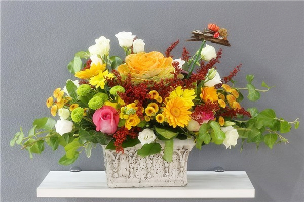 夢到了有人向我女人送花怎麼說_周公解夢