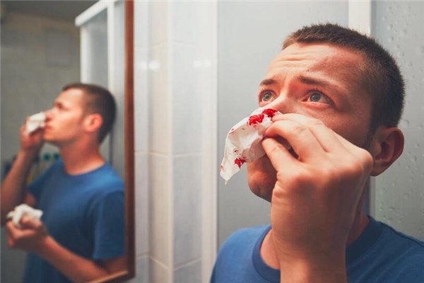 夢見鼻流血有何寓意_周公解夢