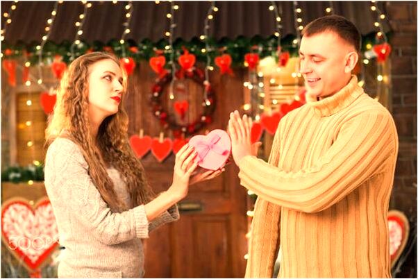 夢見去世的父親在修老房的炕有什麼含義_周公解夢官網