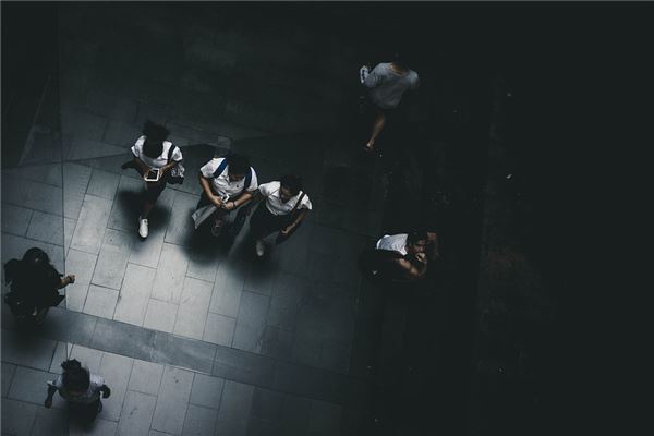 夢到許多學生代表什麼_周公解夢