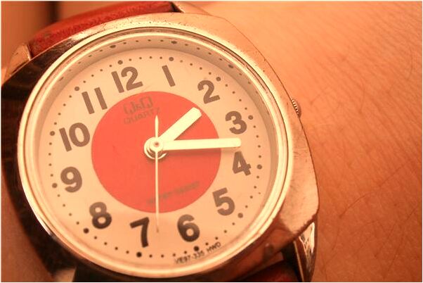 夢到了鋼筆水灑了一床會怎么樣_周公解夢官網