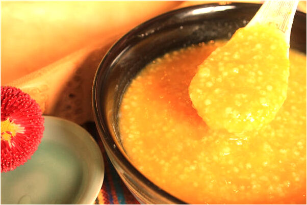 夢見死人吐身上血有什麼意思嗎_周公解夢官網