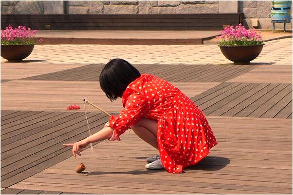 夢到別人在河裡扎魚是什麼兆頭_周公解夢官網