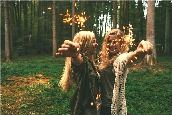 夢到了抓了很多大蜘蛛是什麼意思？_周公解夢官網