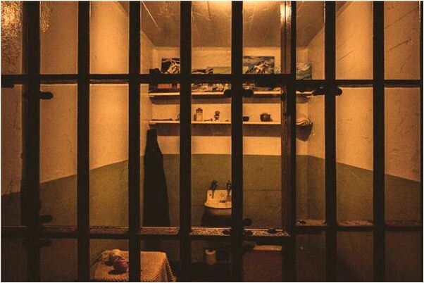 夢到了自己的胳膊斷了意味著什麼_周公解夢官網