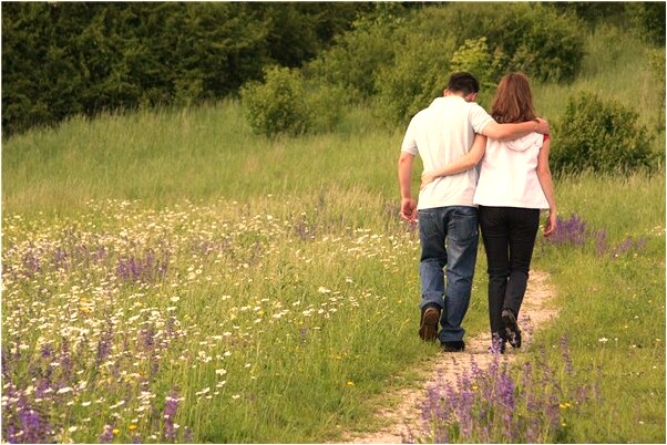 夢見黃色兔子有何寓意_周公解夢官網