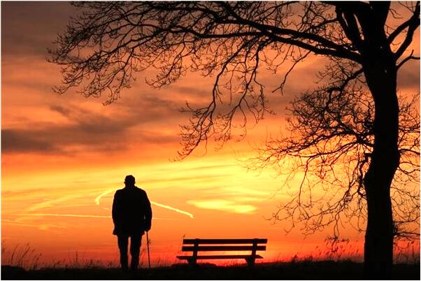 夢到夢中流眼淚是好的徵兆嗎_周公解夢官網