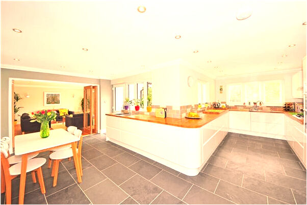 夢到了樓板掉落是啥預兆_周公解夢官網