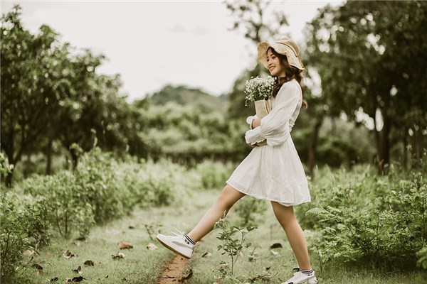 夢見穿短裙有什麼寓意嗎？_周公解夢