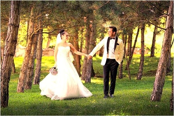 夢見腳踏水裡是怎么回事_周公解夢官網