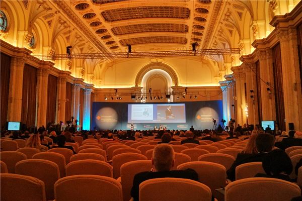 夢到了批鬥會是什麼預兆_周公解夢