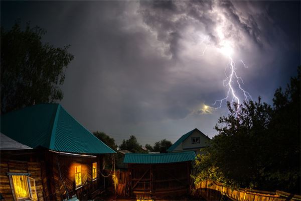 夢見雷電_周公解夢