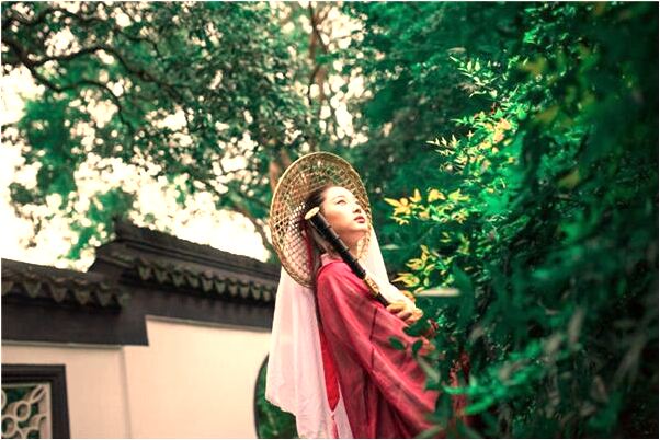 夢到自己被紅蛇什麼預兆_周公解夢官網