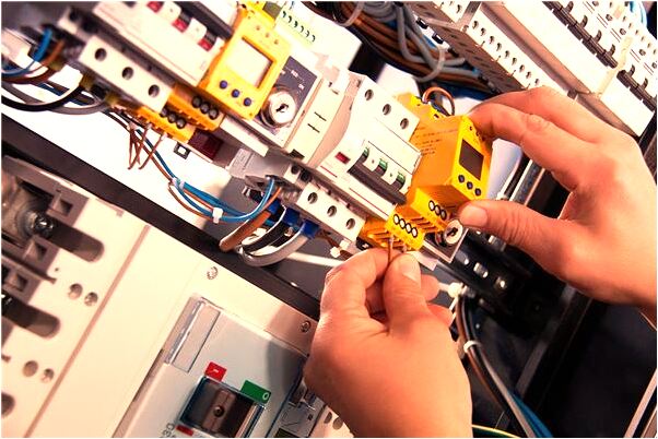 夢到了自己和其它男人上床是吉兆嗎?_周公解夢官網