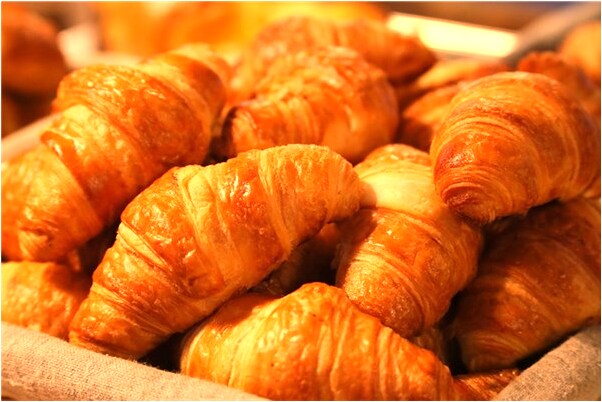 夢見小女孩氣球站在我的頭頂代表什麼_周公解夢官網