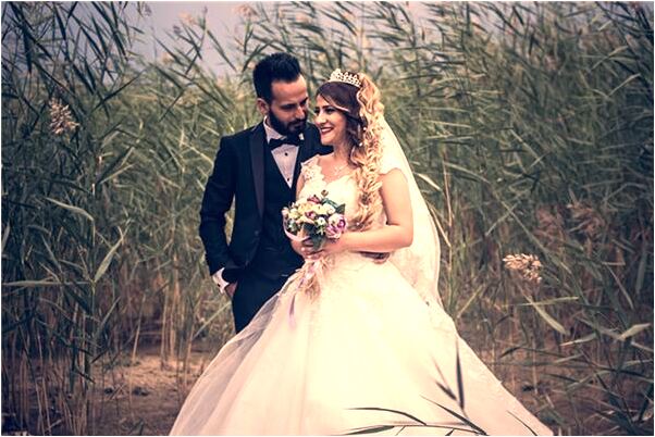 夢見自己被死去的親人擁抱是什麼意思_周公解夢官網