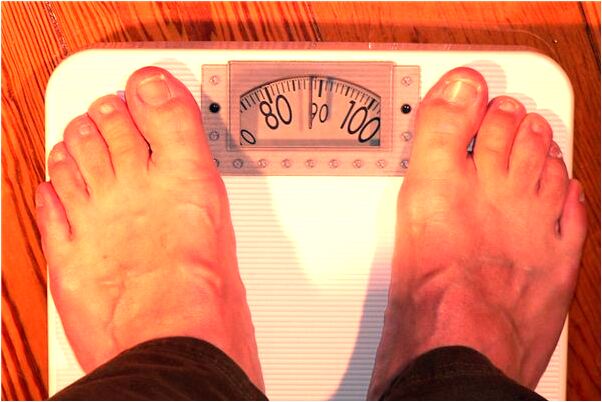 夢到快掉到黃泥巴水裡了是吉兆嗎?_周公解夢官網