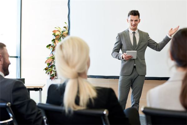 夢見演講_周公解夢