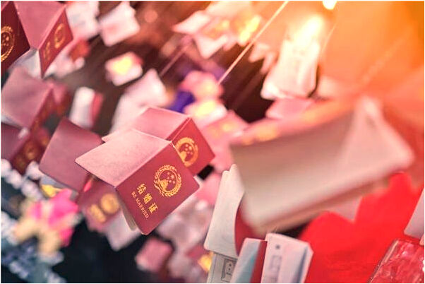 夢見自己跟著一全人在跳舞是什麼預兆_周公解夢官網