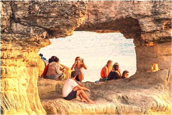 夢到了自己喜歡的人總跟別人玩有什麼徵兆_周公解夢官網