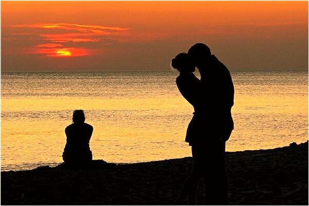 夢到他人一群人打架意味什麼_周公解夢官網